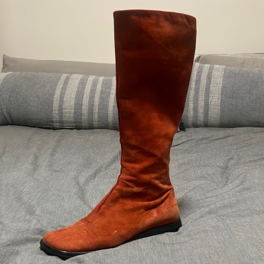 6.5-7 HGA Italian suede calf-high boots with Italian leather interior.